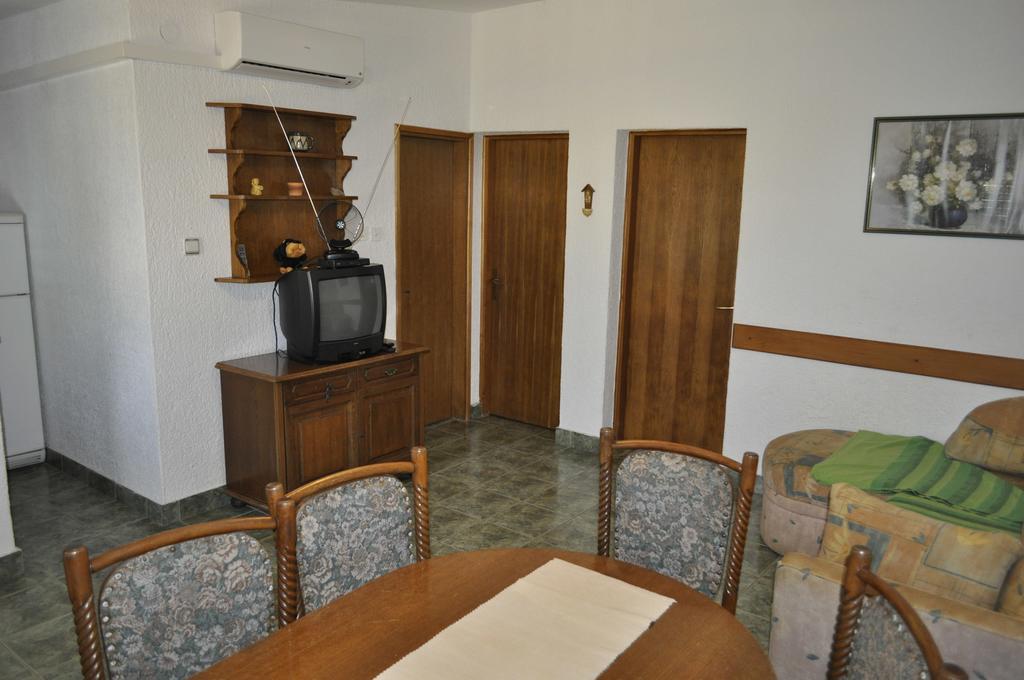 Apartments Pavlovic Linardići Pokoj fotografie